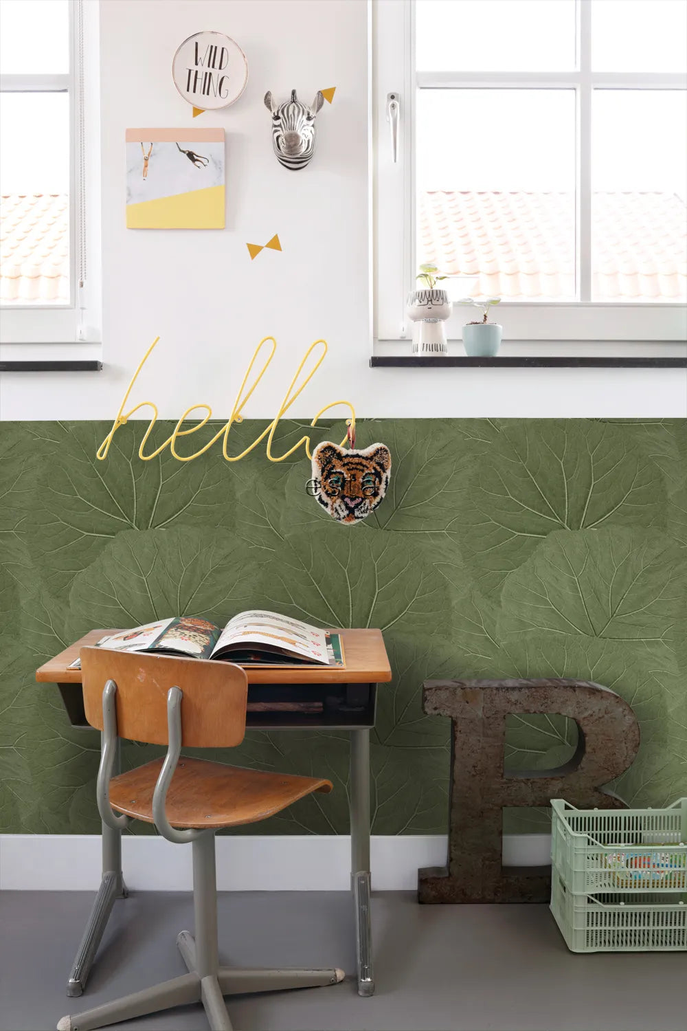 Jungle Fever - Lush Harmony botanical wallpaper ESTAhome
