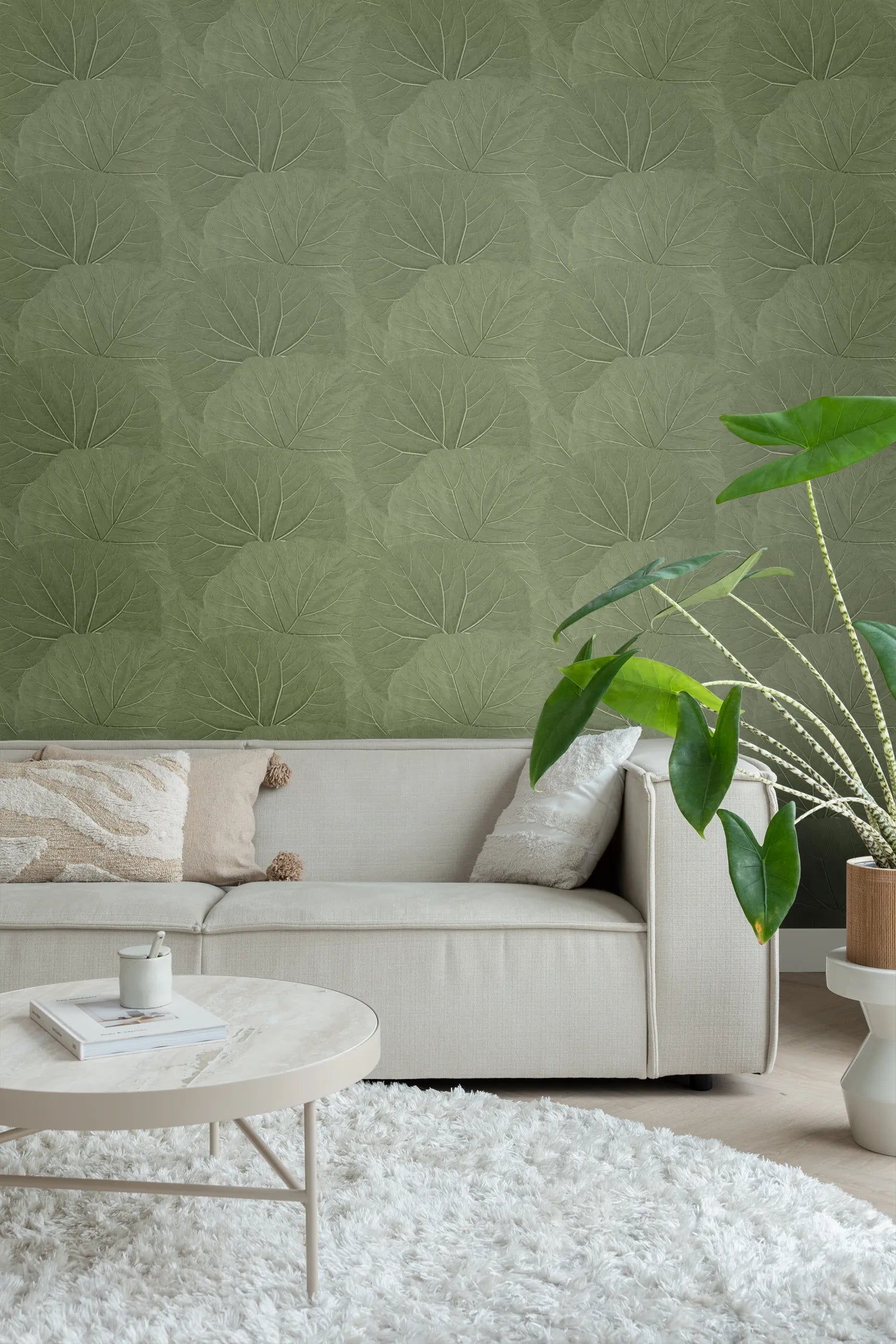Jungle Fever - Lush Harmony botanical wallpaper ESTAhome