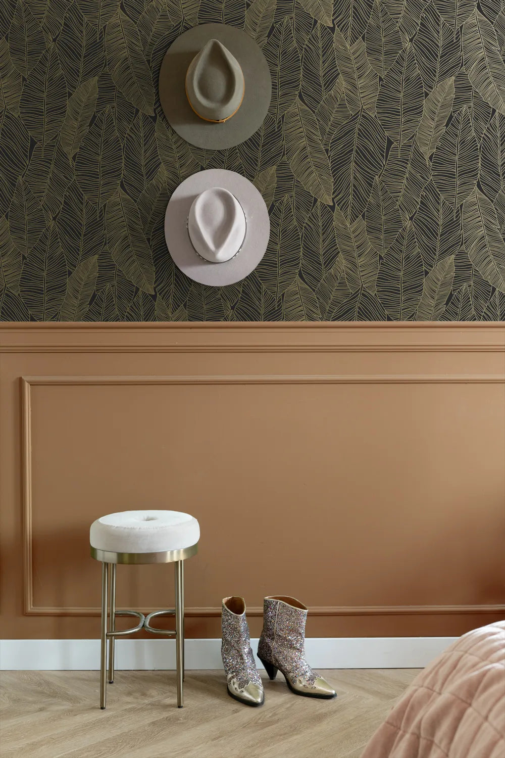 Black & White - Golden Canopy botanical wallpaper ESTAhome