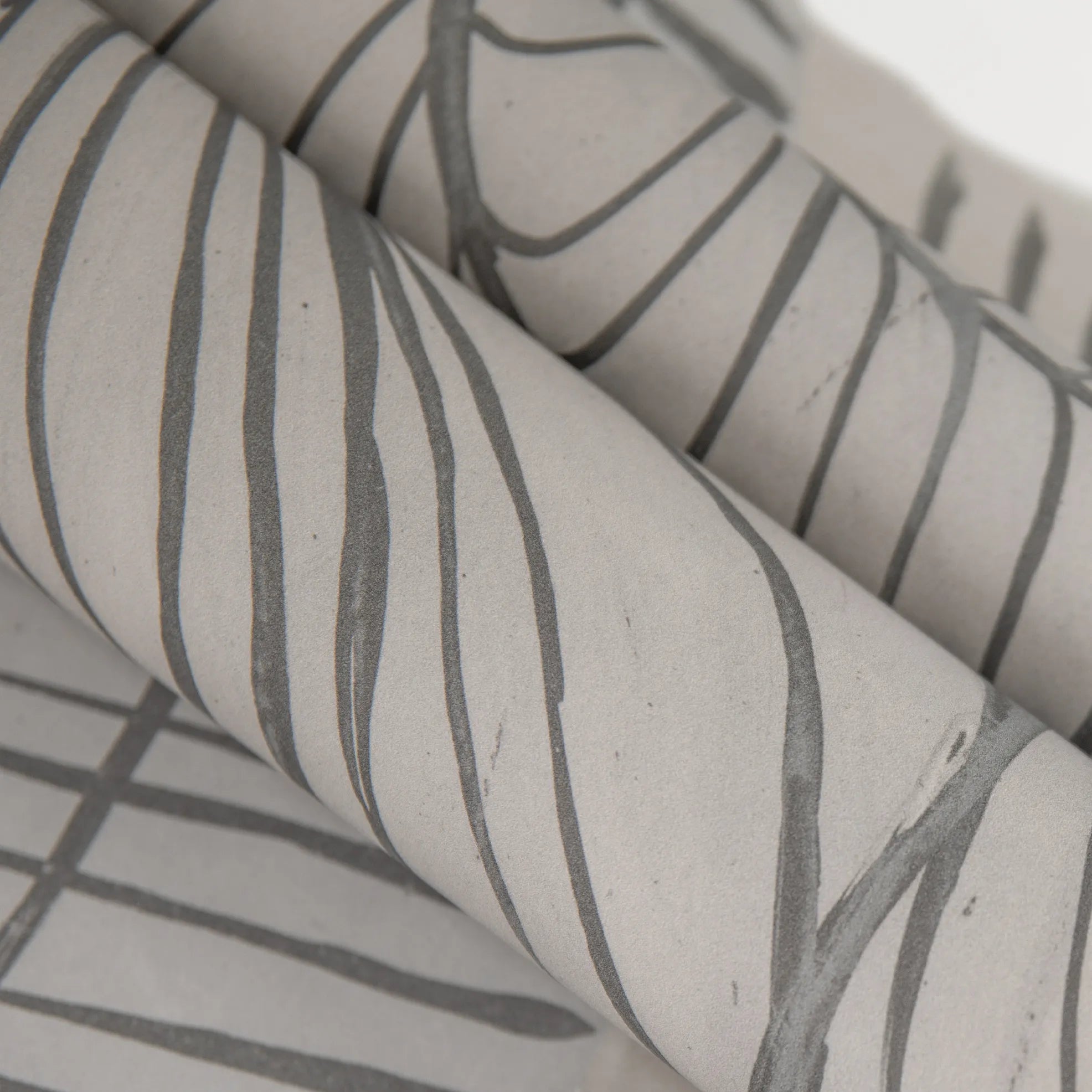 Raku - Auri botanical wallpaper Hohenberger