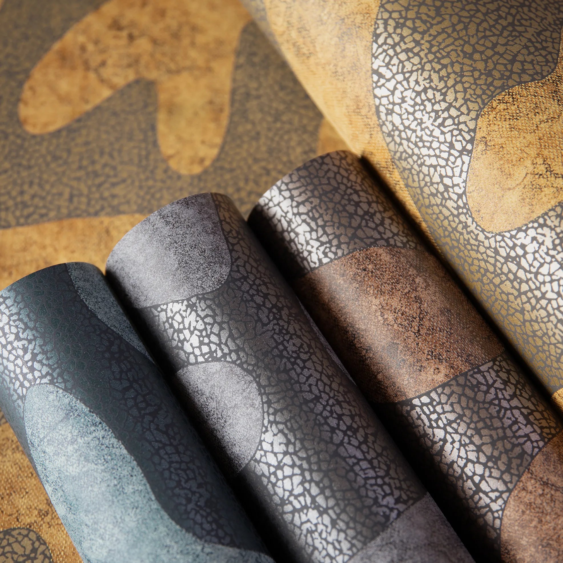 Raku - Elifet bold wallpaper Hohenberger