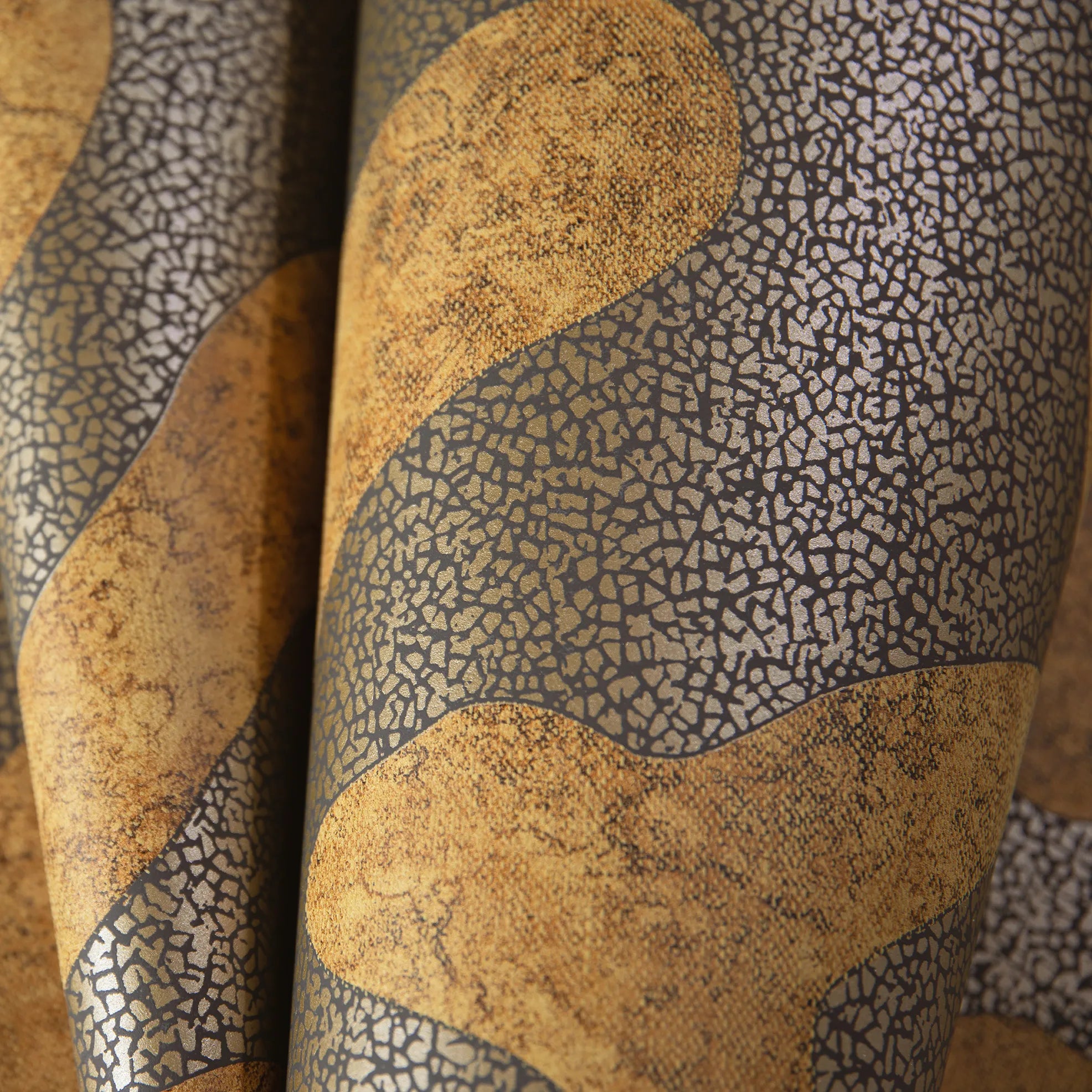 Raku - Elifet bold wallpaper Hohenberger
