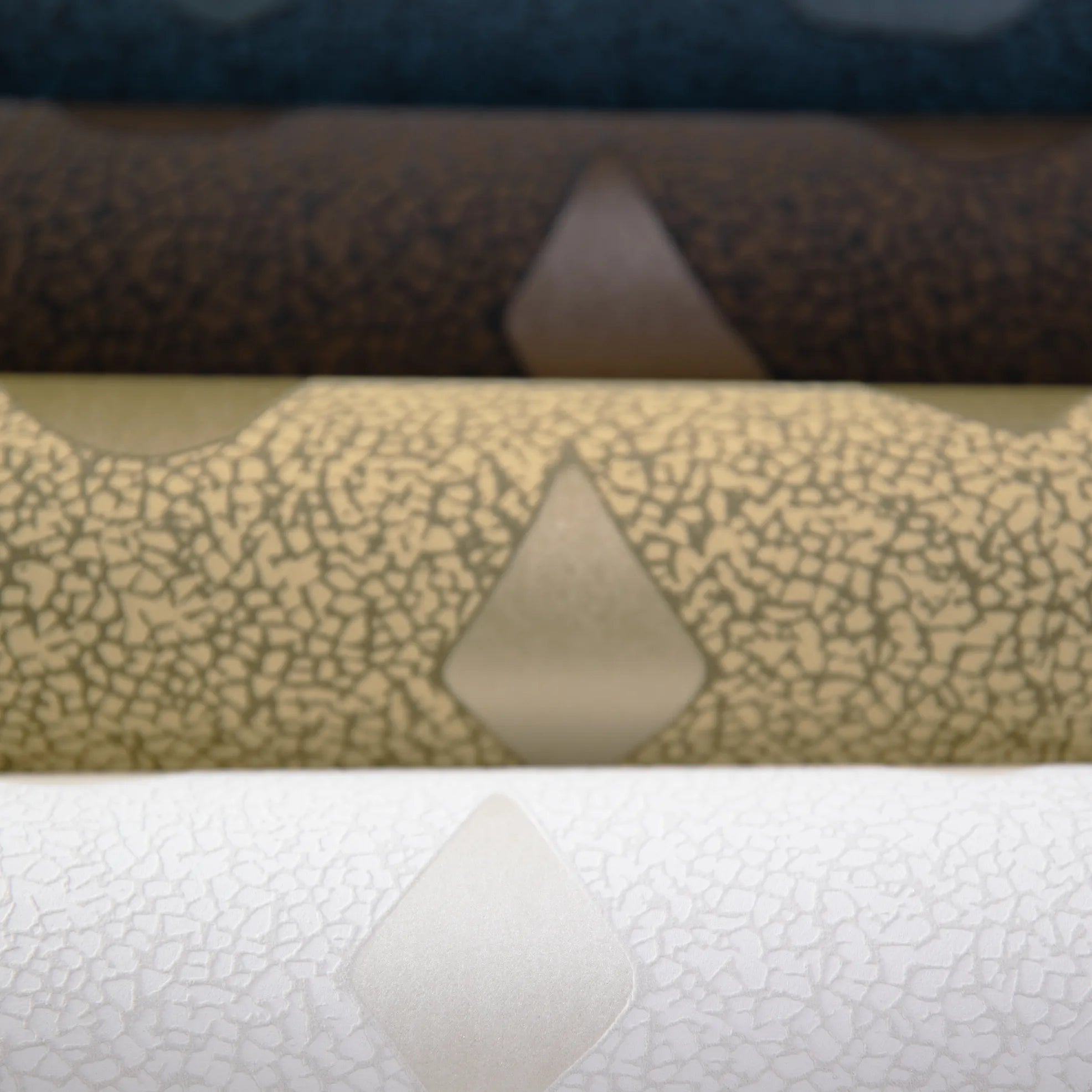 Raku - Talis geometric wallpaper Hohenberger