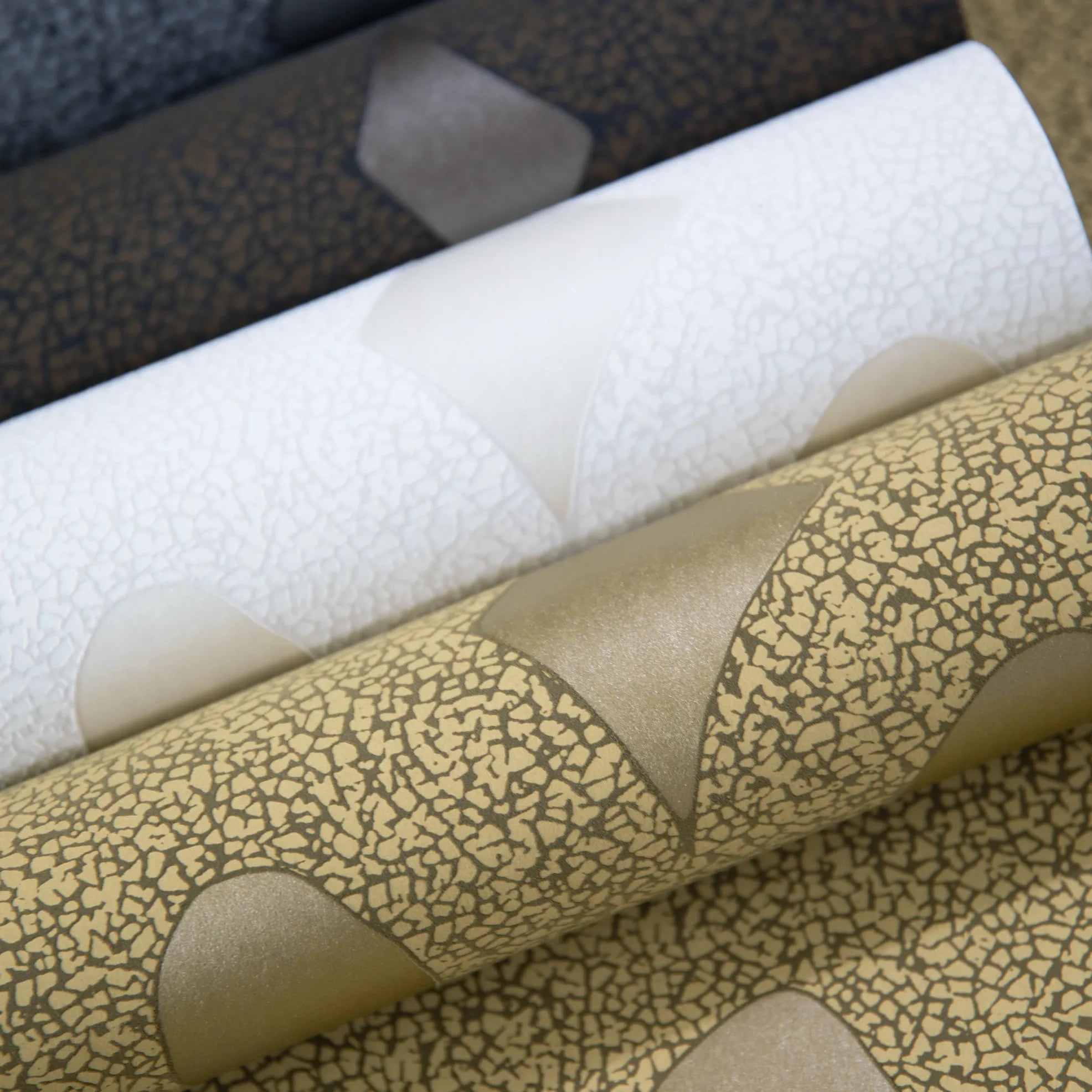 Raku - Talis geometric wallpaper Hohenberger