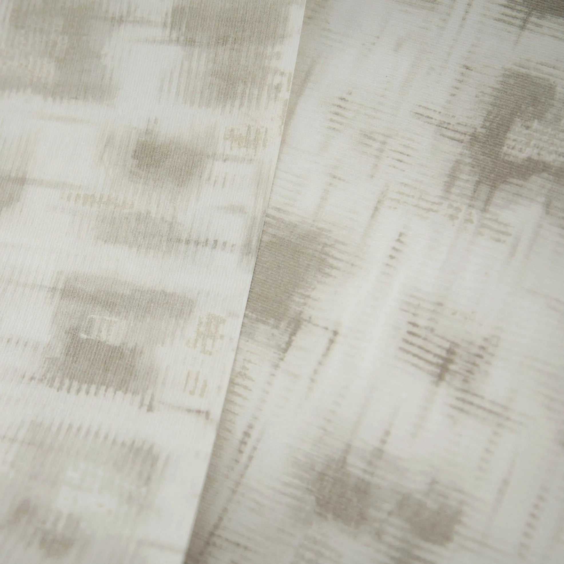 Cerra - Felino textile wallpaper Hohenberger