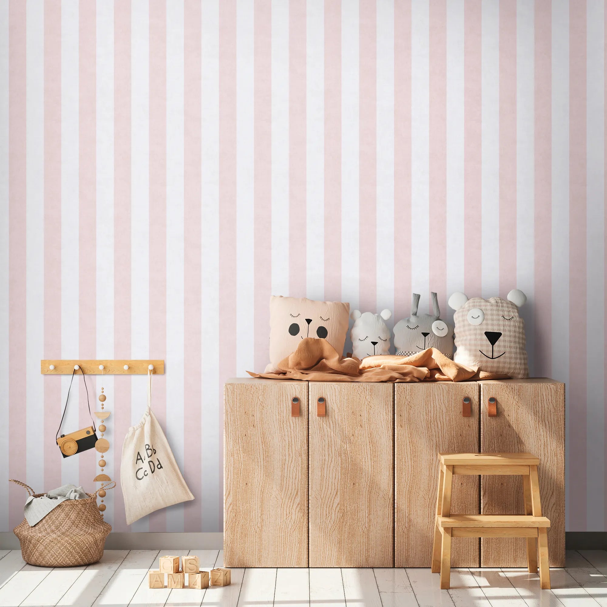 Lilly & Luis - Hug kids wallpaper AS Creation