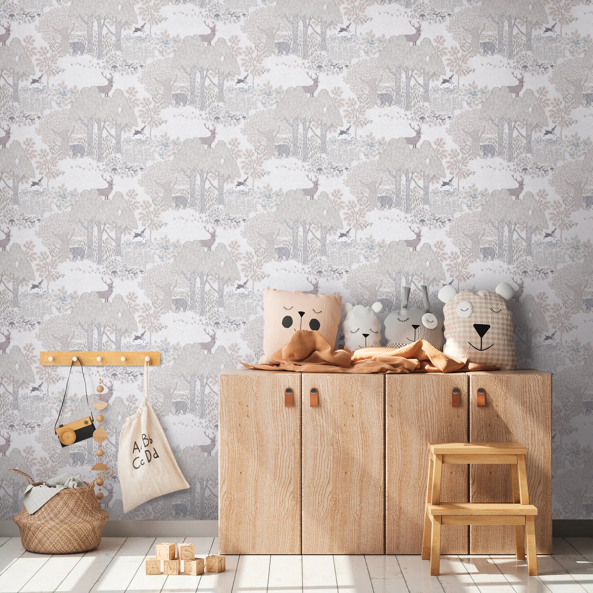 Lilly & Luis - Woods kids wallpaper AS Creation