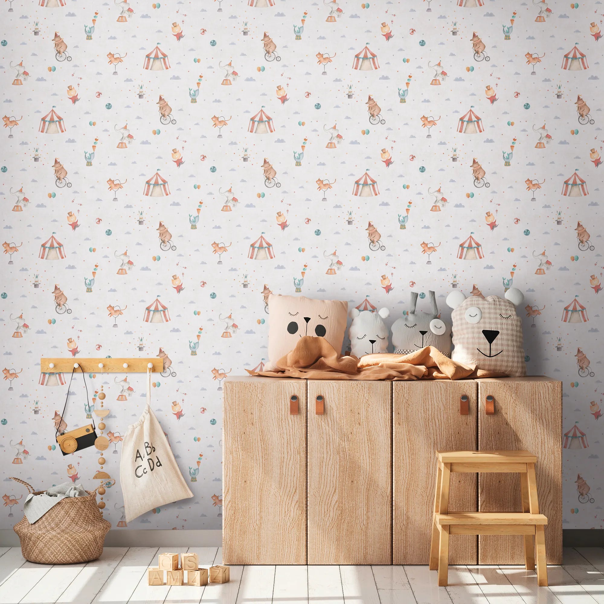 Lilly & Luis - Carousel kids wallpaper AS Creation