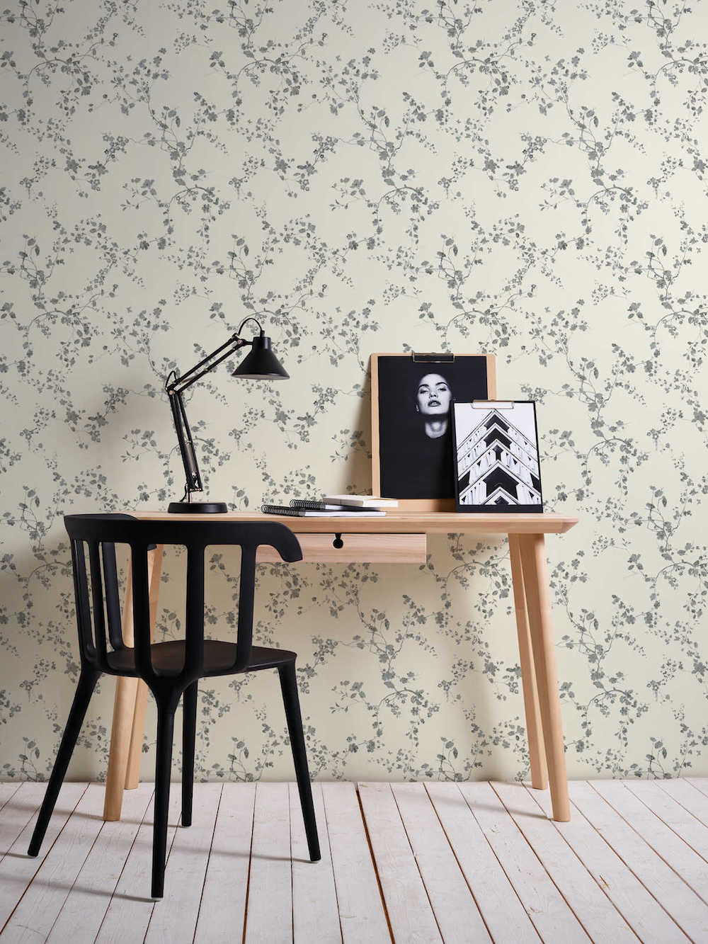 Metropolitan Stories - Country Flowers botanical wallpaper AS Creation    