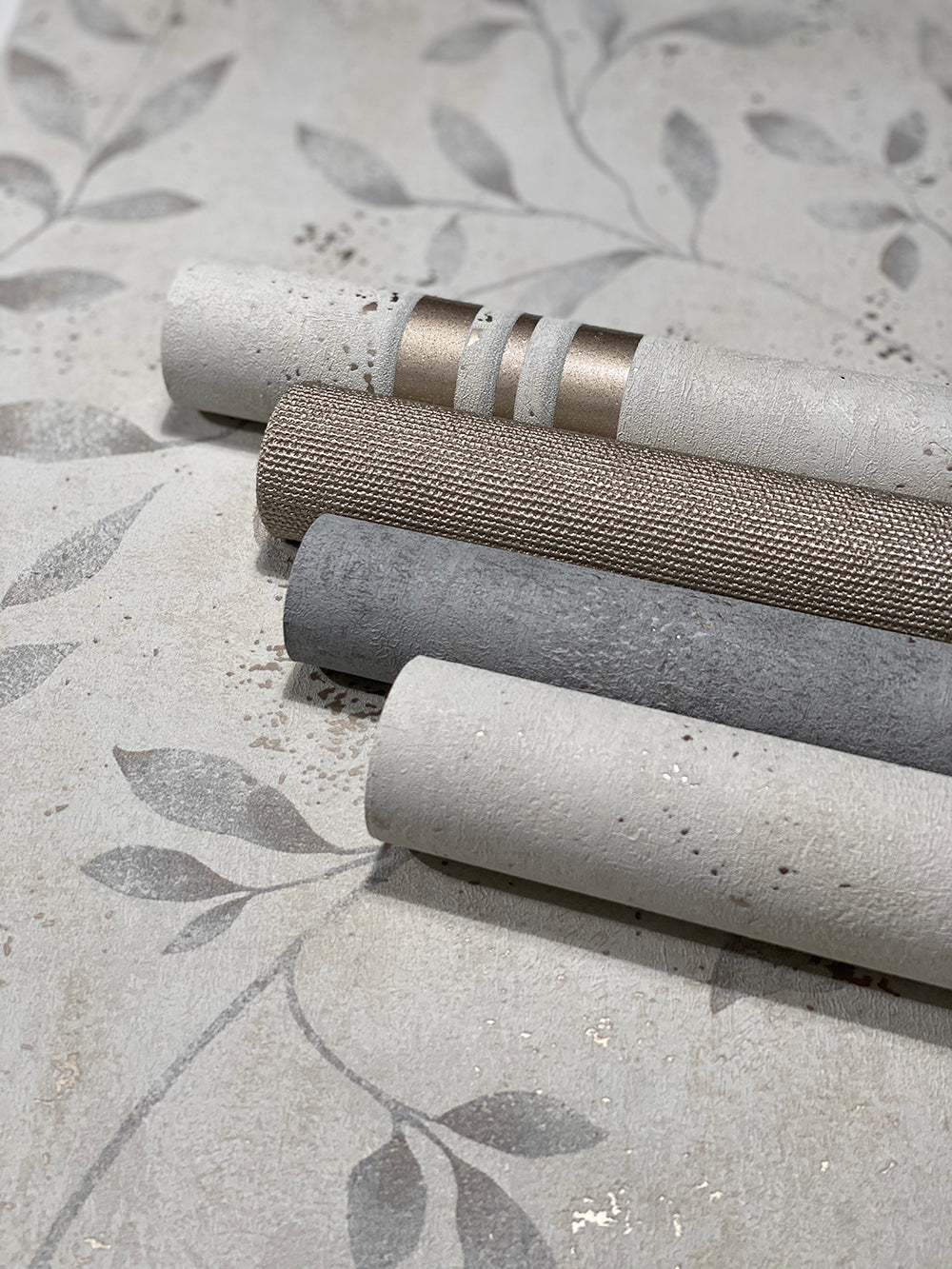 City Glam - Concrete plain wallpaper Marburg    