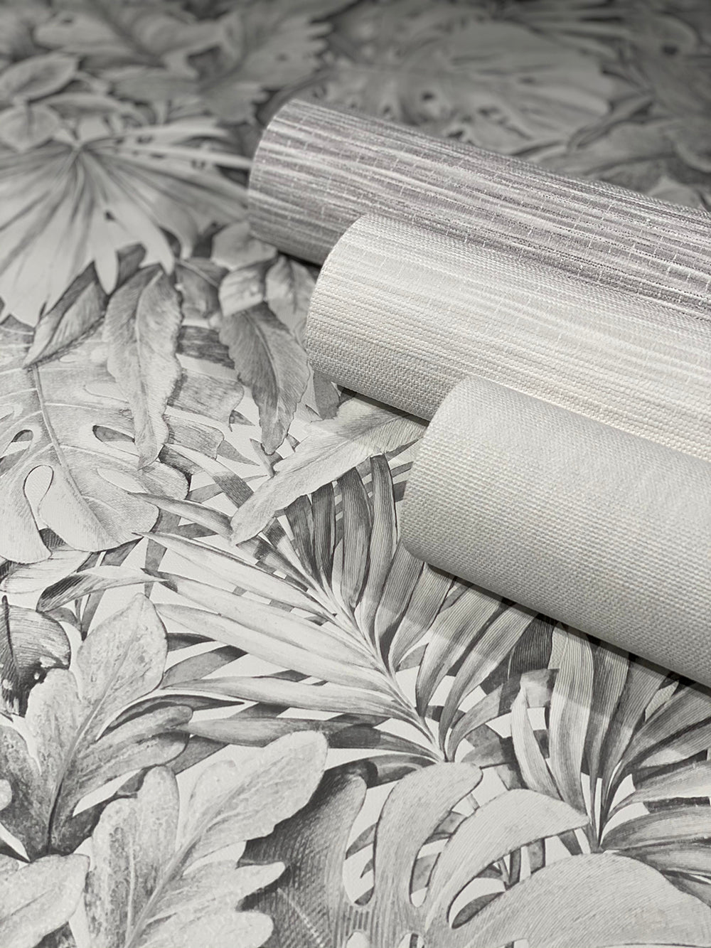 Botanica - Faux Grasscloth bold wallpaper Marburg    