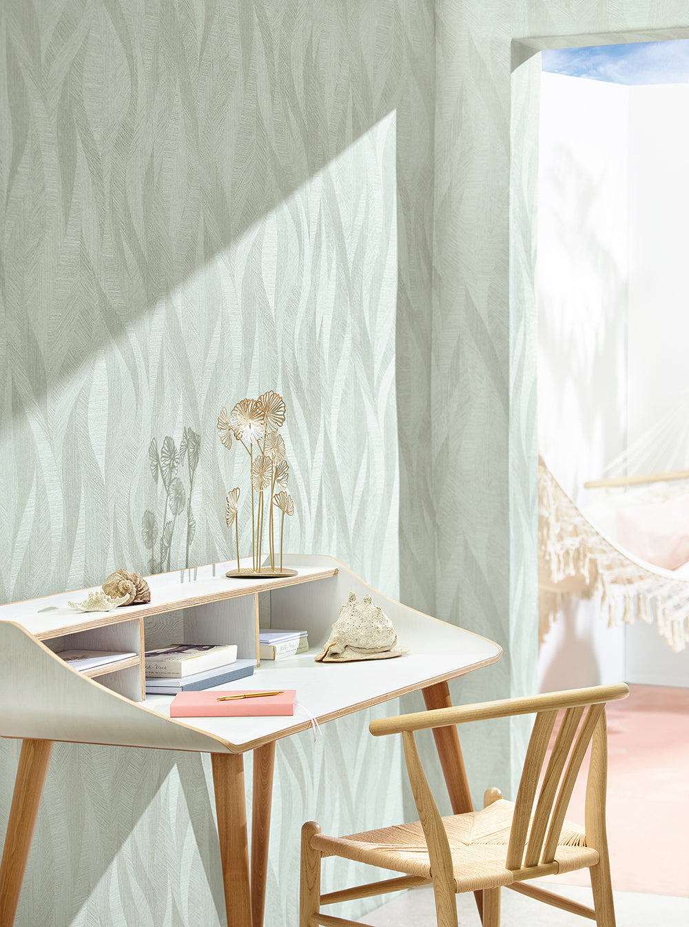 Papis Loveday - Waves textile wallpaper Marburg