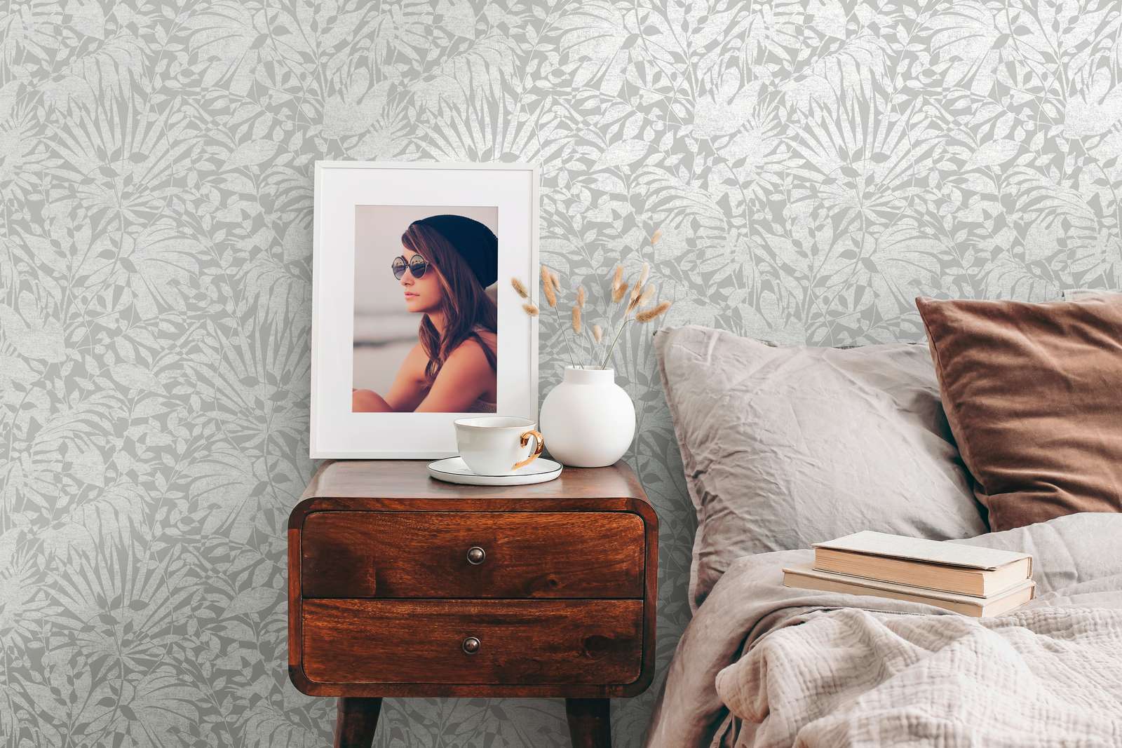 The Bos - Textured Leaf botanical wallpaper AS Creation    