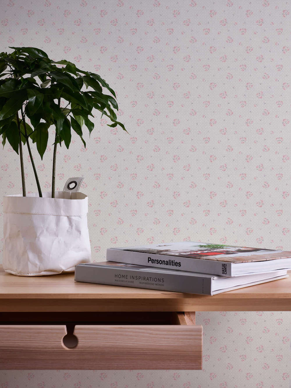 Maison Charme - Vintage Floral botanical wallpaper AS Creation    