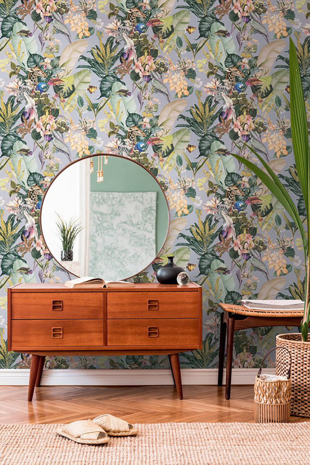 Dream Flowery - Tropical Animals botanical wallpaper AS Creation    